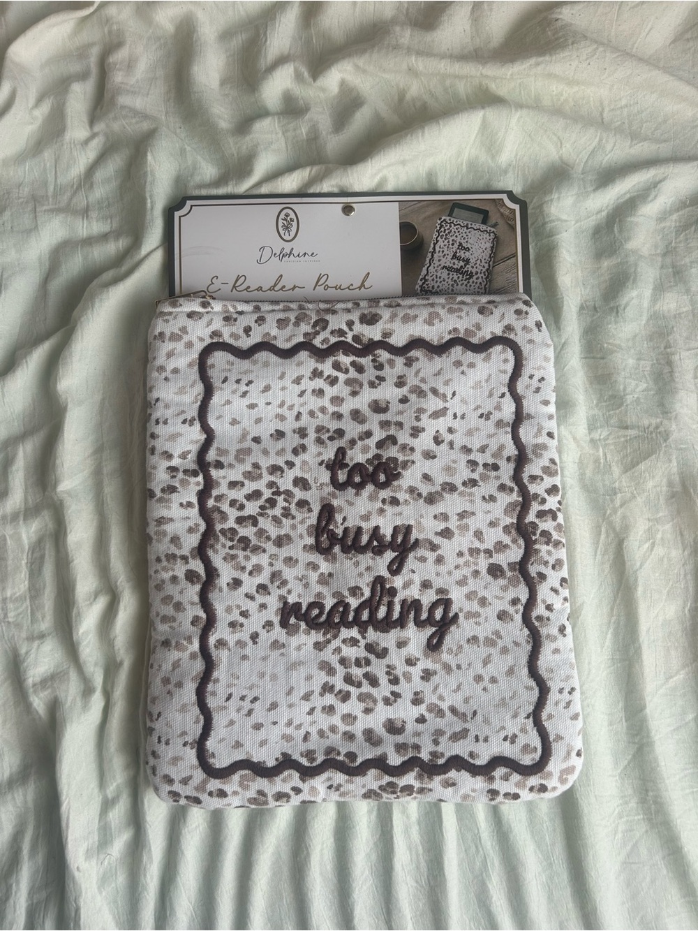 Viral e-reader book cover